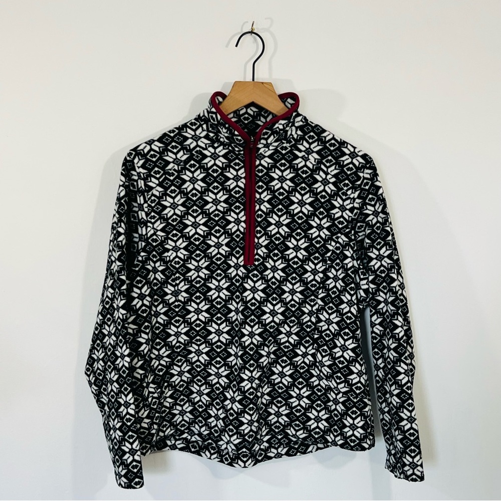 Lands' End Pullover Fleece Henley Black And White Red Hem Zip Snowflake Pattern